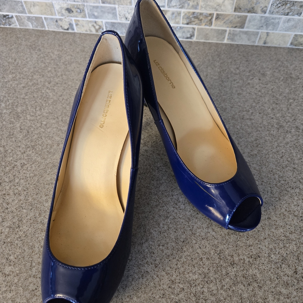 Liz Claiborne Navy Peep Toe Heels